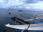 船からジャンプ！